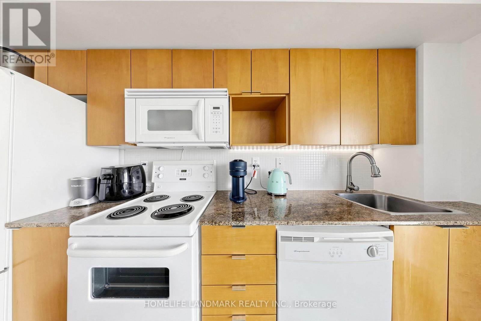2811 - 15 Fort York Boulevard, Toronto, Ontario  M5V 3Y4 - Photo 13 - C13246500