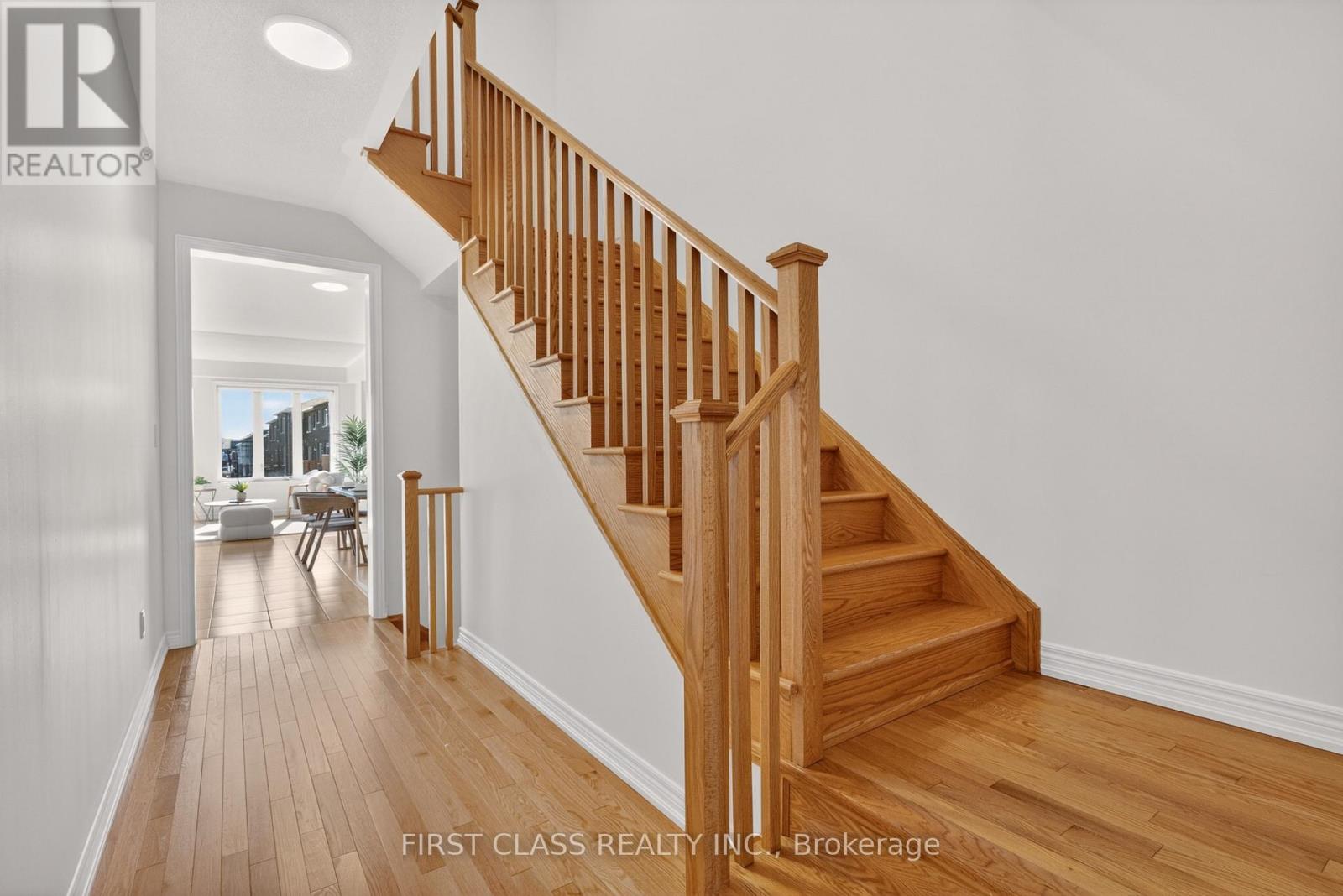 2920 Hawkridge Lane, Pickering, Ontario  L1X 0P5 - Photo 4 - E13246454