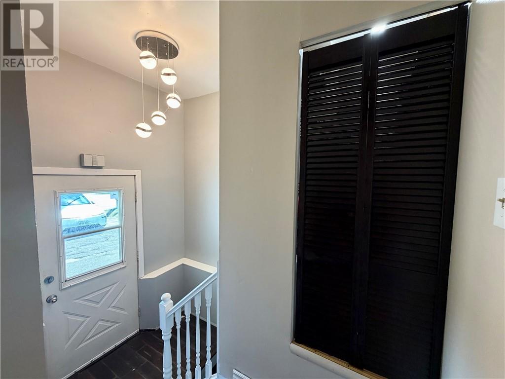 31 Garson Coniston Road, Garson, Ontario  P3L 1G1 - Photo 2 - 2128294