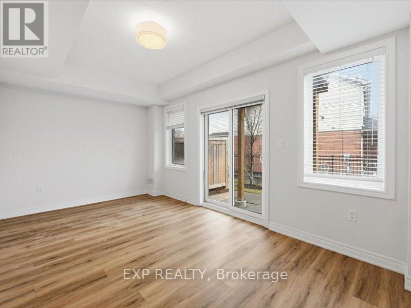 9 - 122 Dundas Street E, Hamilton, Ontario  L9H 7N3 - Photo 6 - X13242798