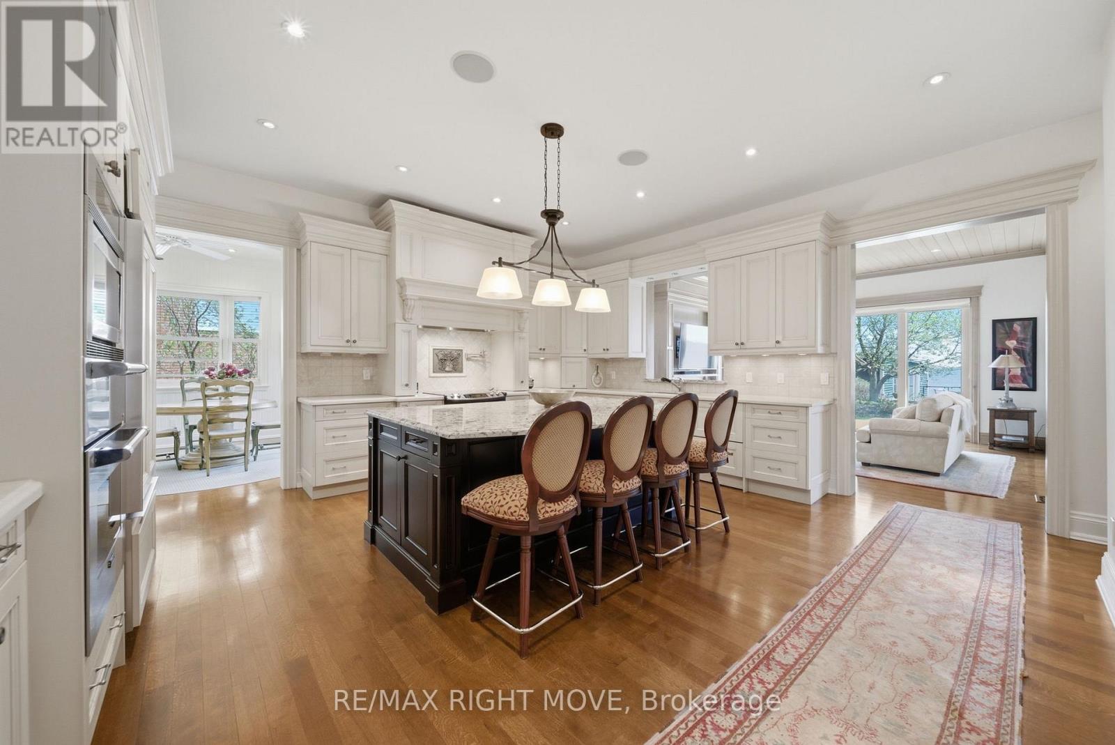 28 Maple Drive, Orillia, Ontario  L3V 3W2 - Photo 5 - S13246452