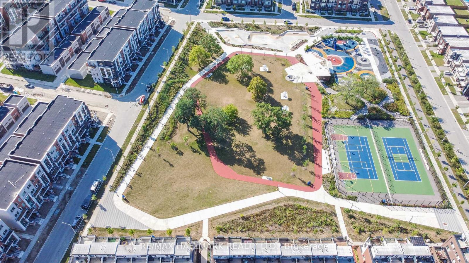 26 Caroline Carpenter Grove, Toronto, Ontario  M3K 0B1 - Photo 2 - W13246470