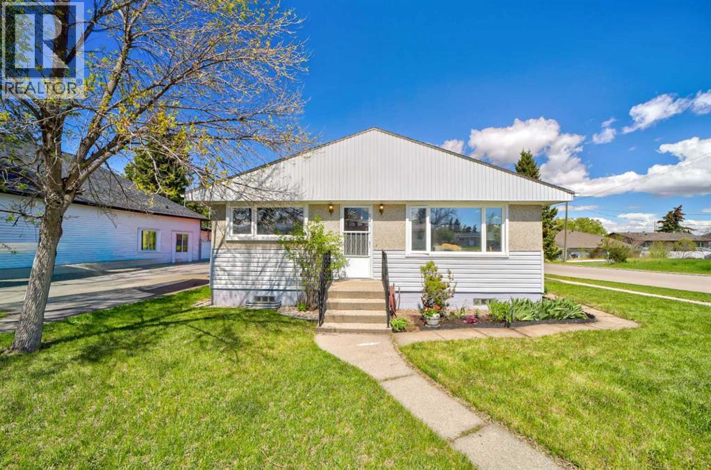 731 McDougall Street, pincher creek, Alberta