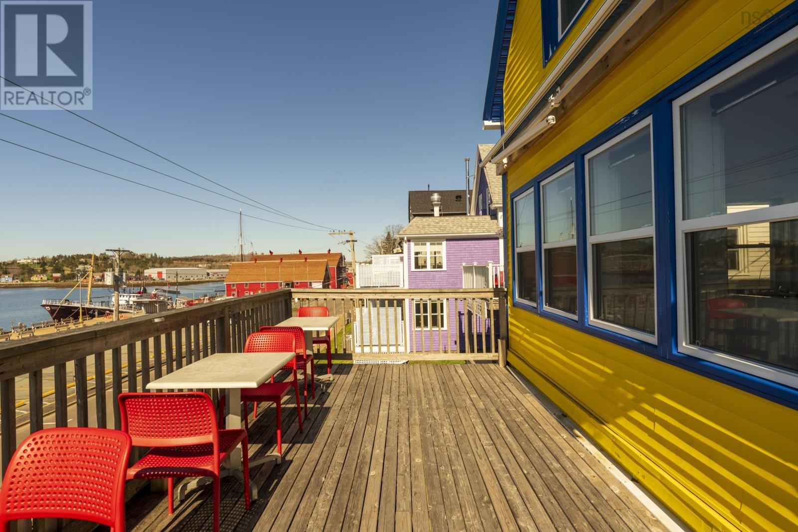 100 Montague Street, Lunenburg, Nova Scotia  B0J 2C0 - Photo 37 - 202613351