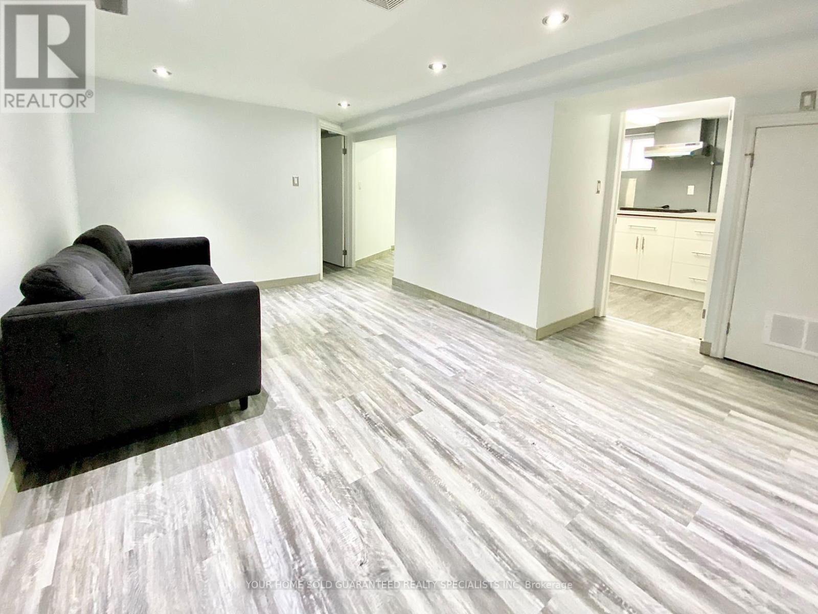 BSMT - 78 HUNTINGTON AVENUE, Toronto, Ontario