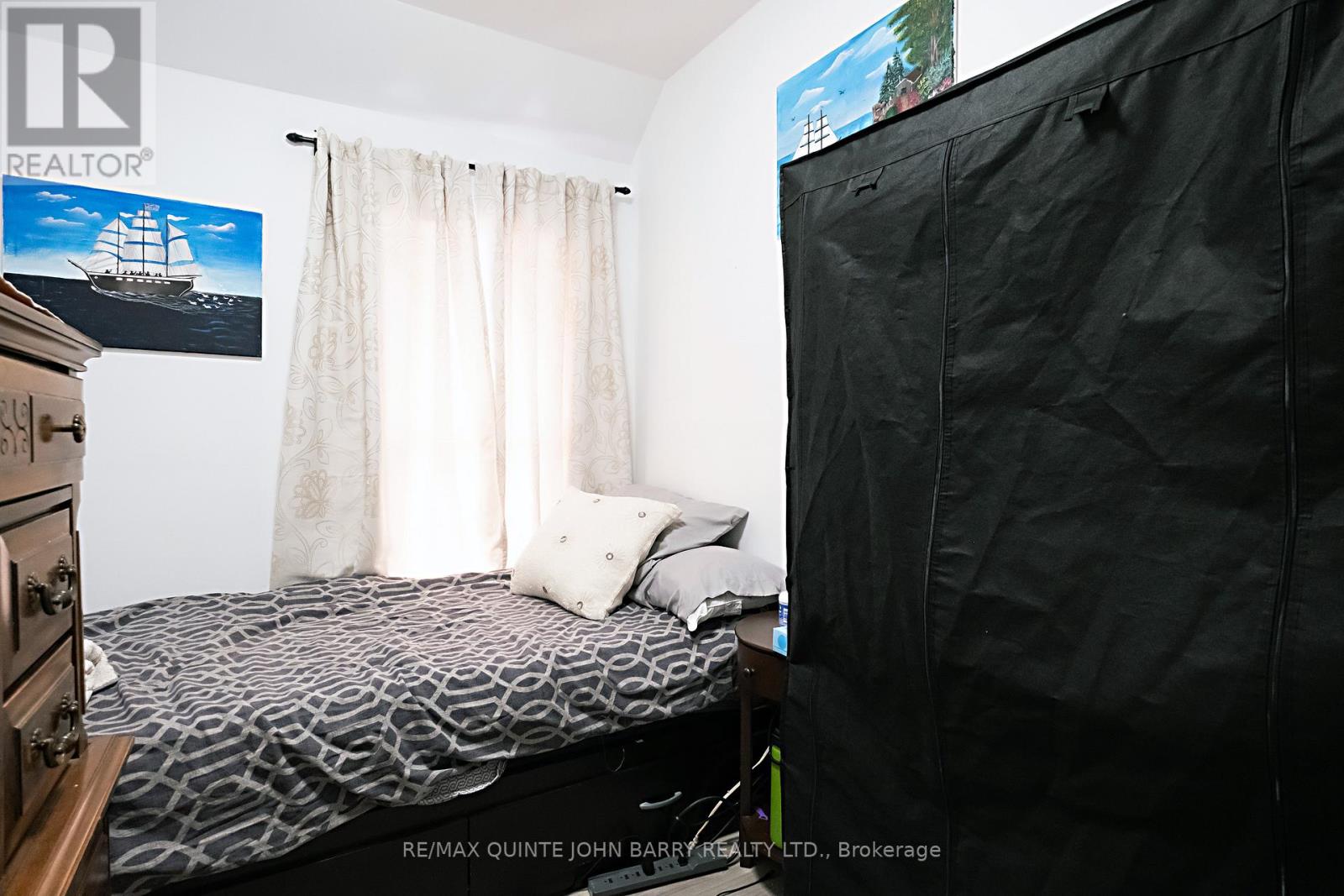 115 Dufferin Avenue, Quinte West, Ontario  K8V 5E2 - Photo 19 - X12924640