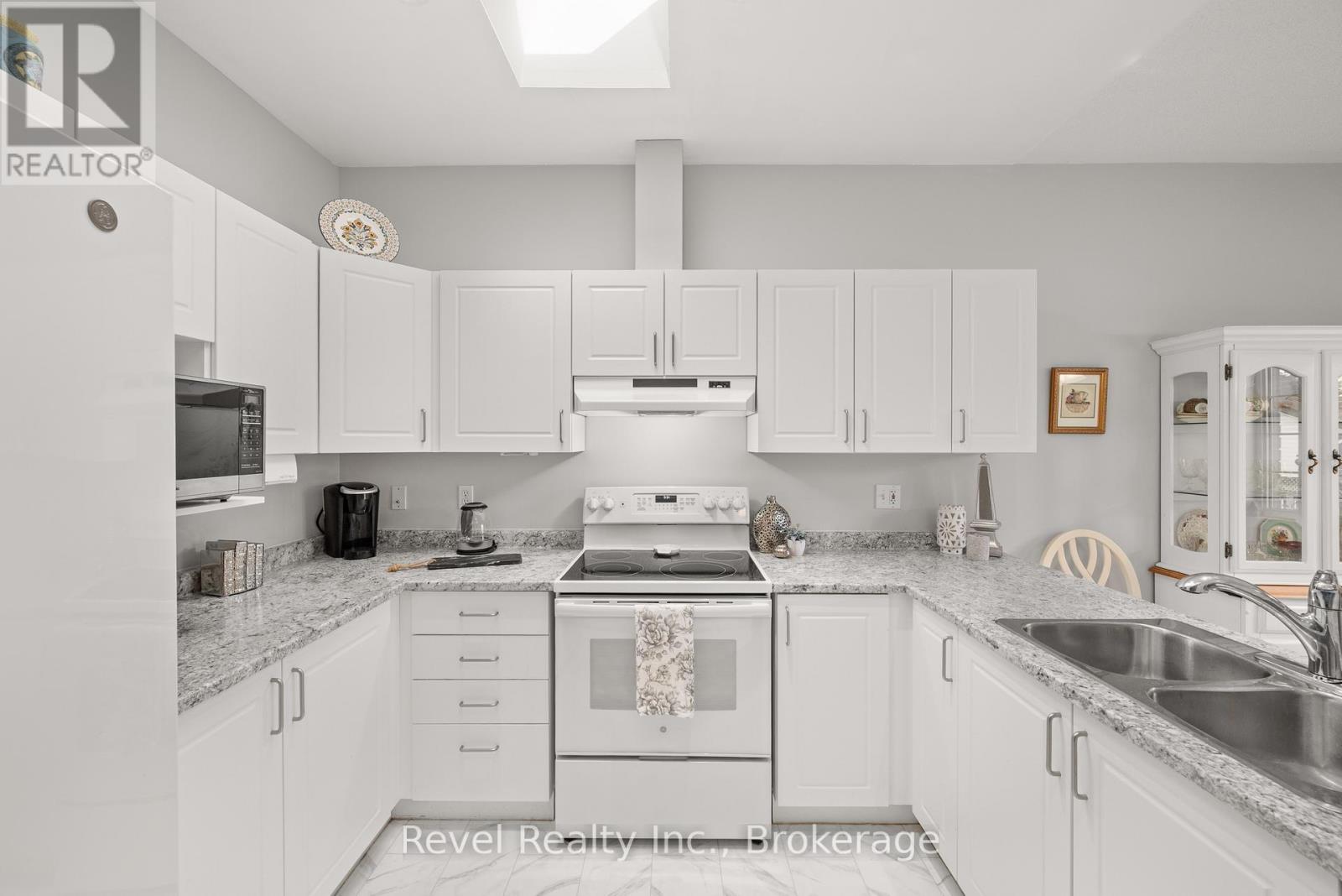 1 - 111 Colborne Street, Kawartha Lakes, Ontario  K0M 1N0 - Photo 16 - X13246580