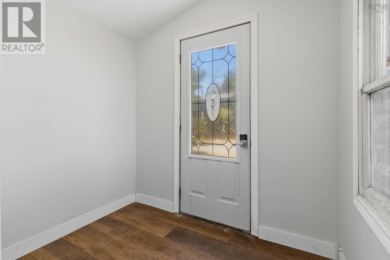 28 Symonds Street, Dartmouth, Nova Scotia  B3A 3L5 - Photo 2 - 202613361