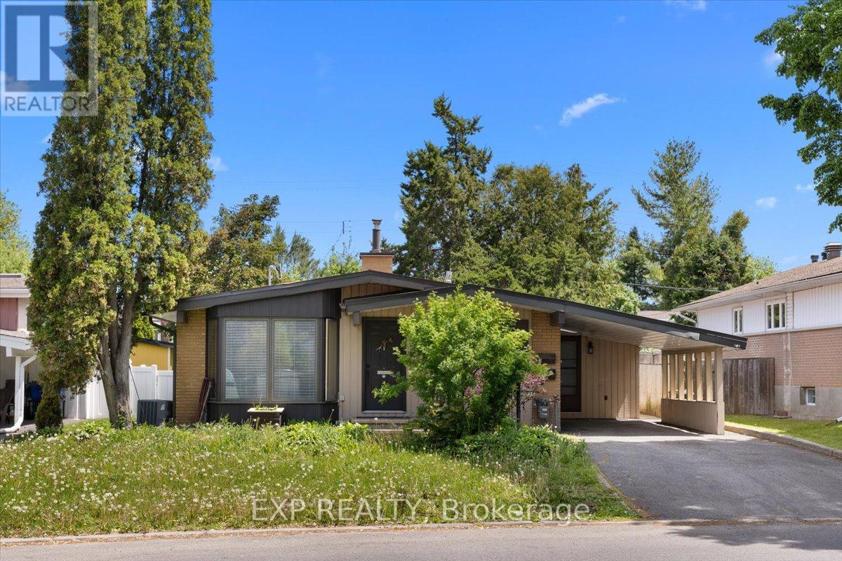 2335 Harding Road, Ottawa, Ontario  K1G 3B7 - Photo 2 - X13246576