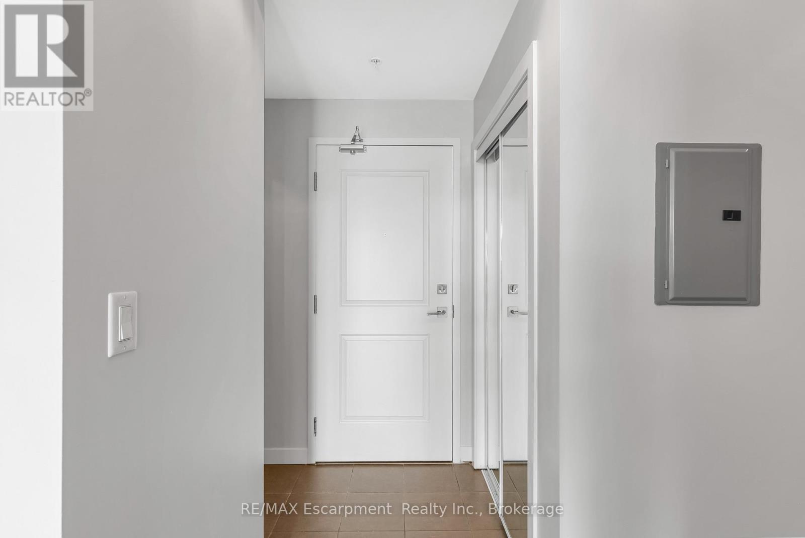 313 - 5010 Corporate Drive, Burlington, Ontario  L7L 0H6 - Photo 11 - W13246628