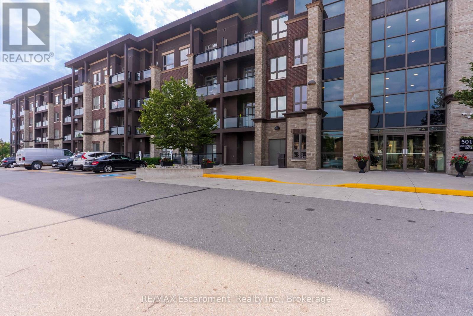 313 - 5010 Corporate Drive, Burlington, Ontario  L7L 0H6 - Photo 3 - W13246628