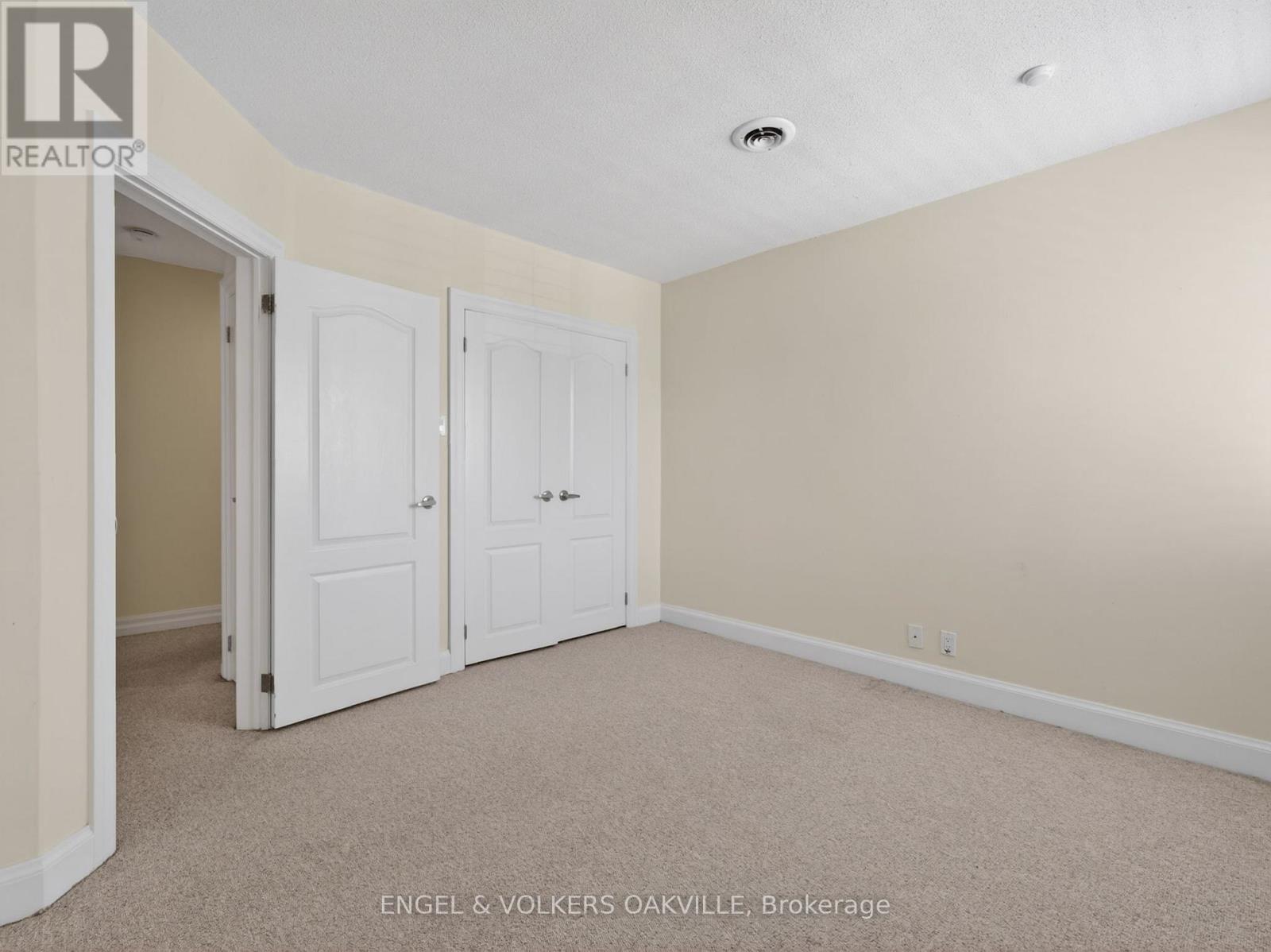 2 - 84 Reynolds Street, Oakville, Ontario  L6J 3K2 - Photo 32 - W12982648