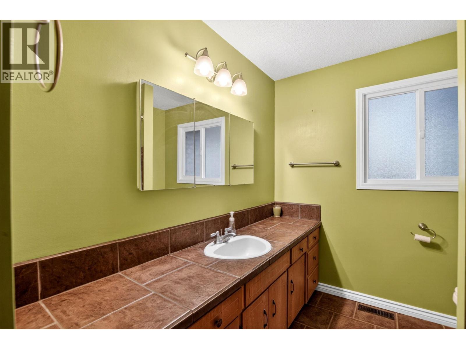 300 Patterson Road Kelowna Photo 10