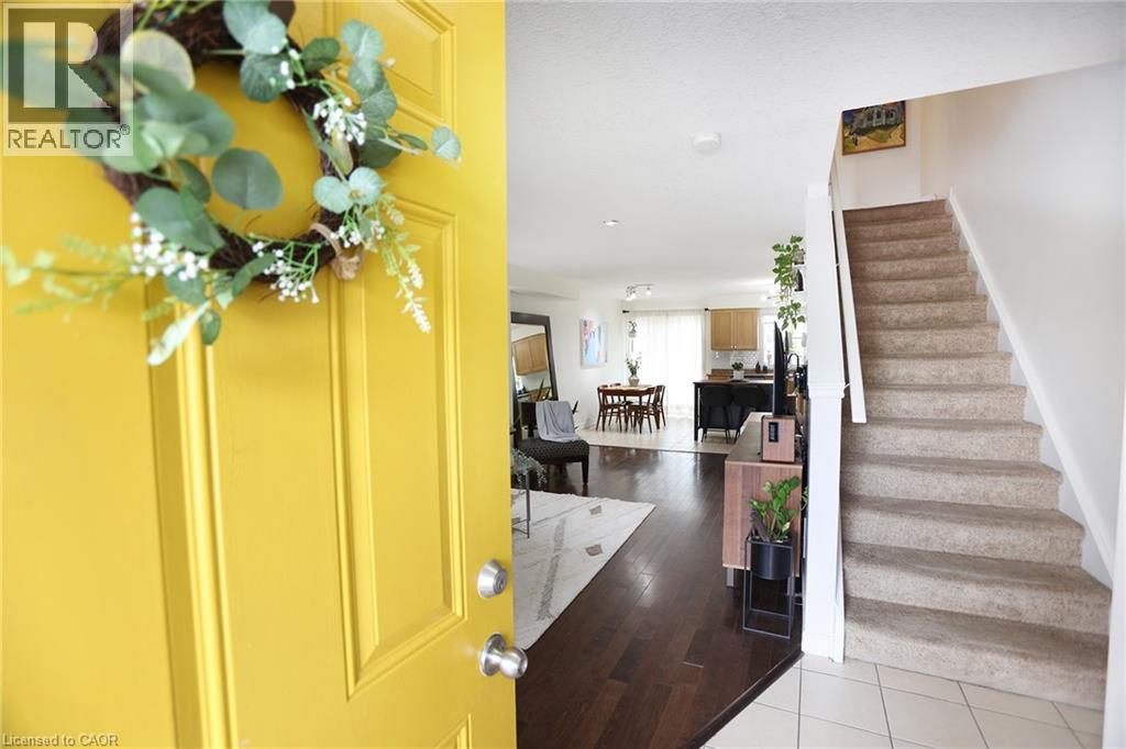 360 N John Street N, Hamilton, Ontario  L8L 4R1 - Photo 3 - 40836650