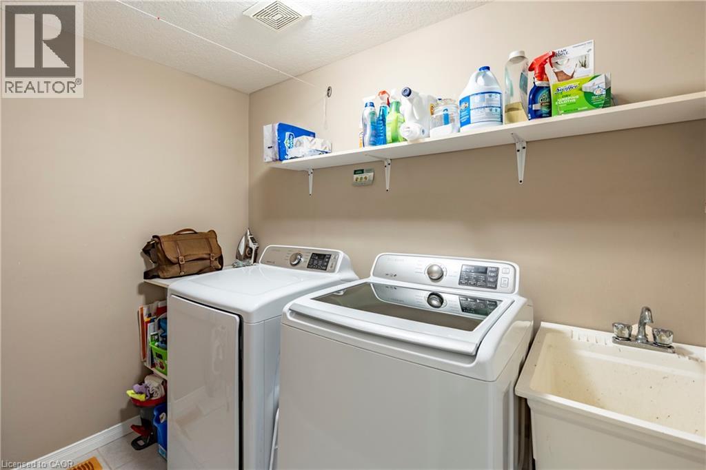 26 Chantilly Street, Kitchener, Ontario  N2R 1V6 - Photo 13 - 40835480