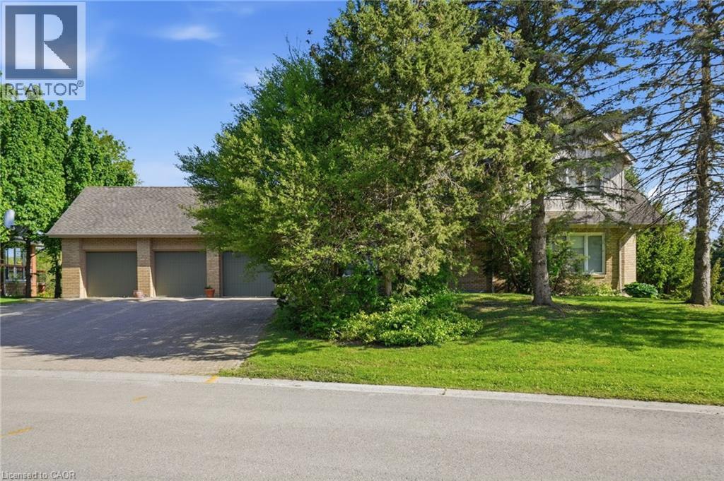 18 Curtis Crescent, King City, Ontario  L7B 1C3 - Photo 1 - 40836005