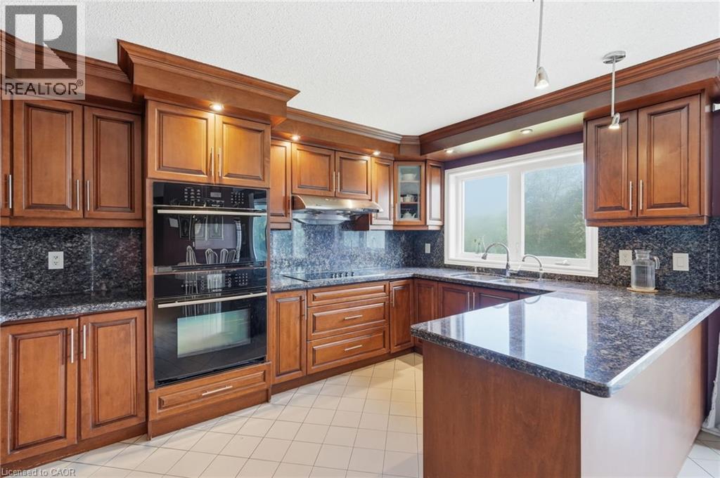 18 Curtis Crescent, King City, Ontario  L7B 1C3 - Photo 10 - 40836005
