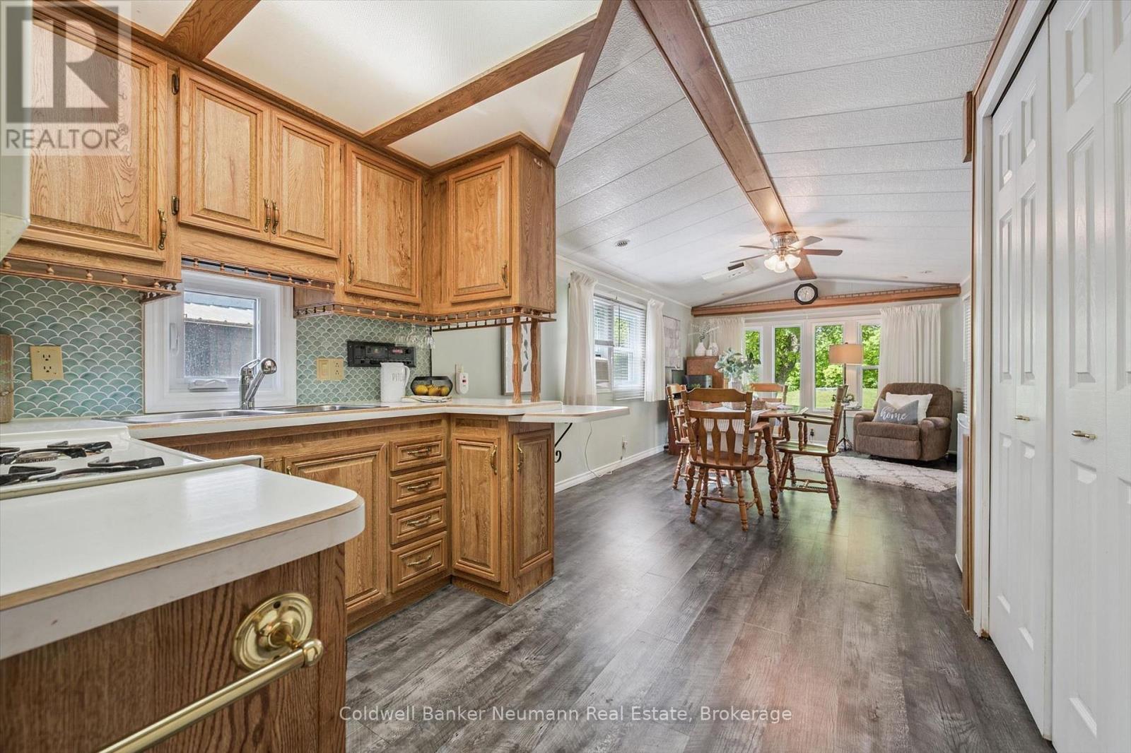 407 Teak Trail, Centre Wellington, Ontario  N1M 2W5 - Photo 15 - X13246540