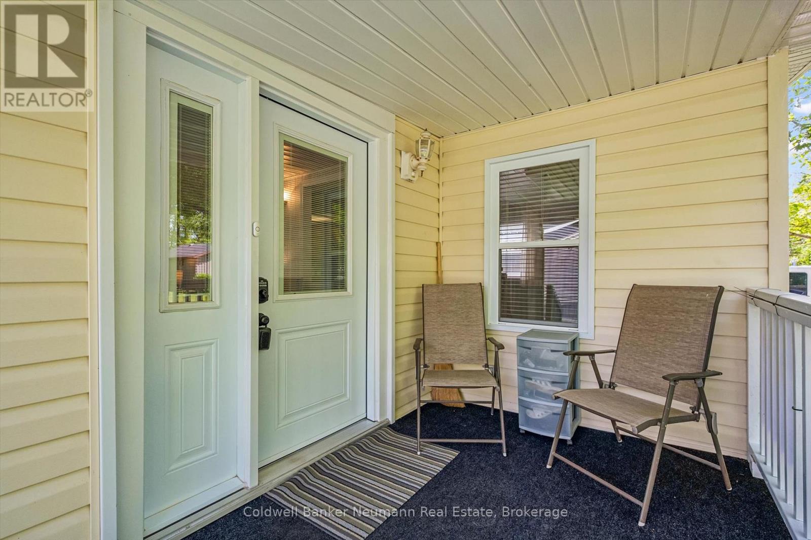 407 Teak Trail, Centre Wellington, Ontario  N1M 2W5 - Photo 3 - X13246540