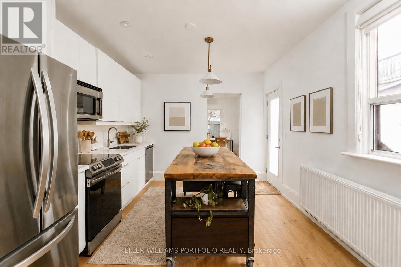 127 Lisgar Street, Toronto, Ontario  M6J 3G4 - Photo 4 - C13246538