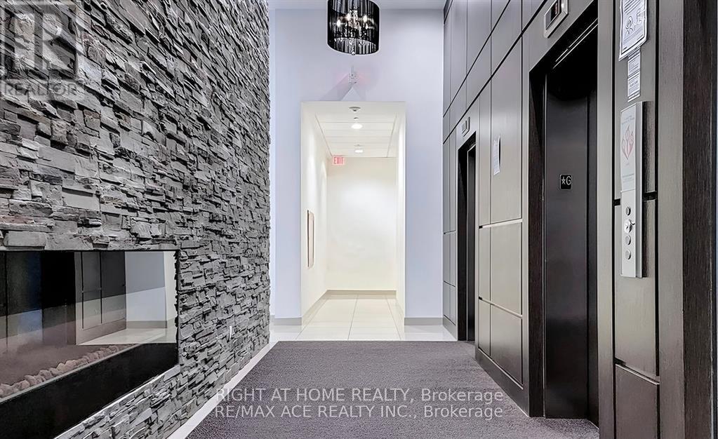 922 - 2756 Old Leslie Street, Toronto, Ontario  M2K 0E2 - Photo 4 - C13246624