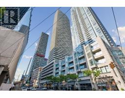 3905 - 2221 YONGE STREET, Toronto, Ontario