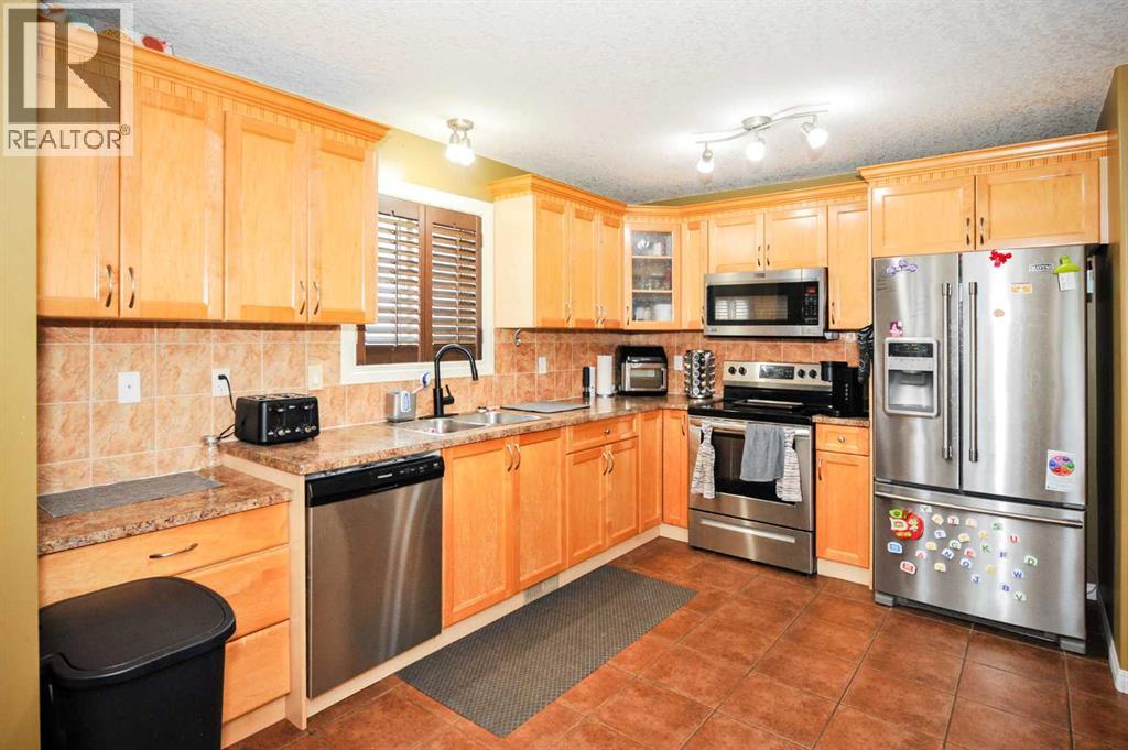 3709 69 Street, Camrose, Alberta  T4V 5B7 - Photo 7 - A2315787