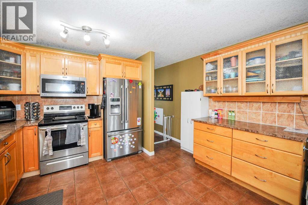 3709 69 Street, Camrose, Alberta  T4V 5B7 - Photo 9 - A2315787