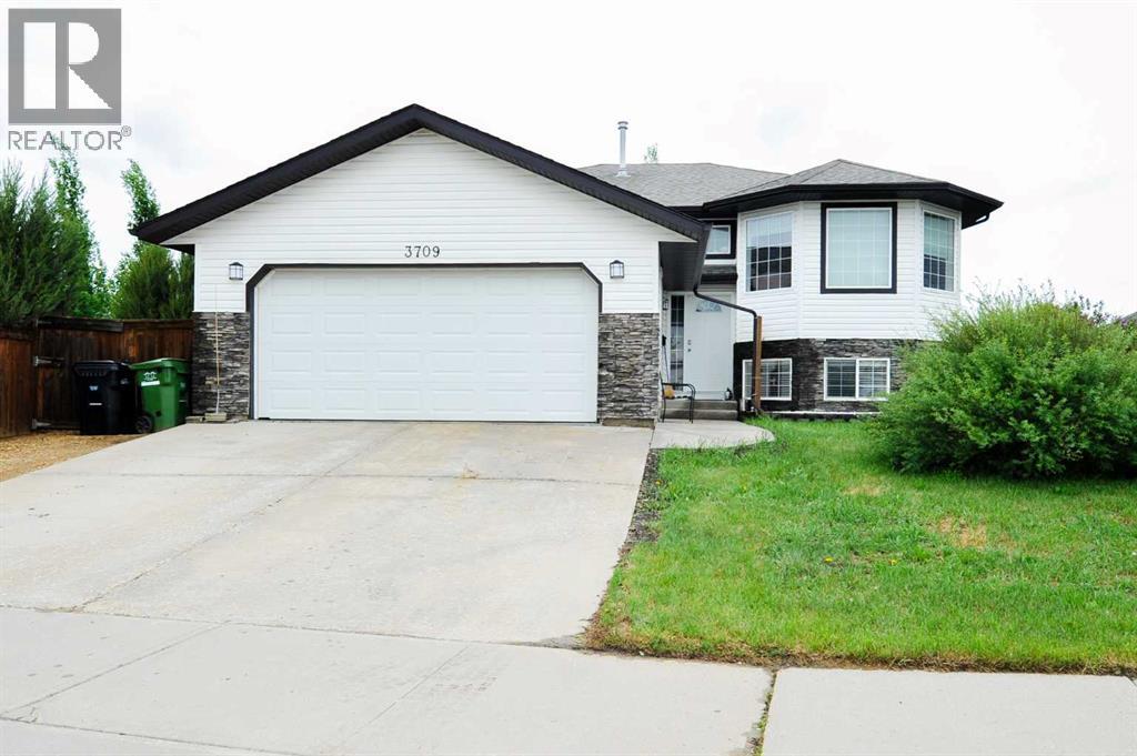 3709 69 Street, camrose, Alberta