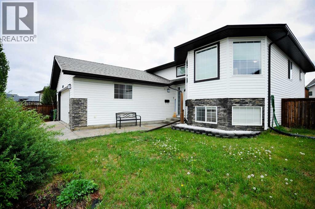 3709 69 Street, Camrose, Alberta  T4V 5B7 - Photo 2 - A2315787