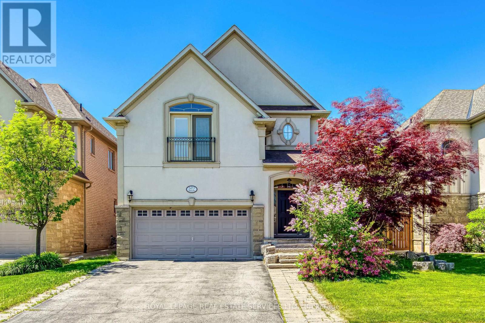 2473 Tesla Crescent, Oakville, Ontario  L6H 7N1 - Photo 2 - W13246528