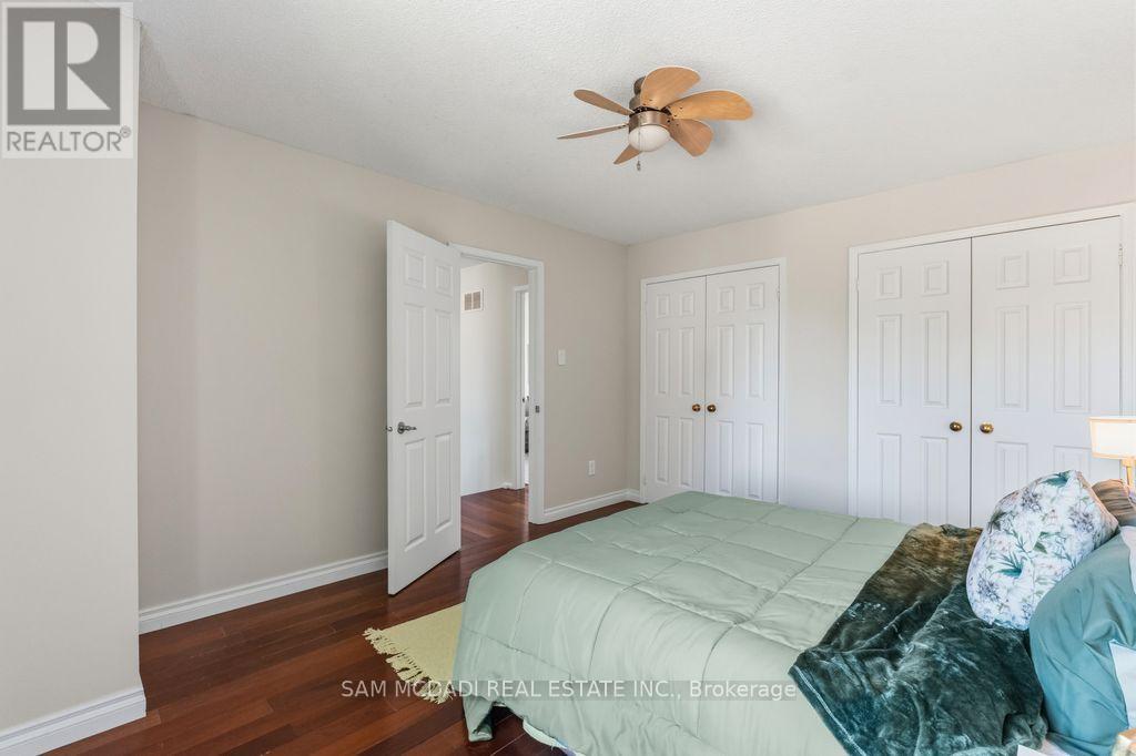 6643 Mockingbird Lane, Mississauga, Ontario  L5N 5K2 - Photo 32 - W13246544