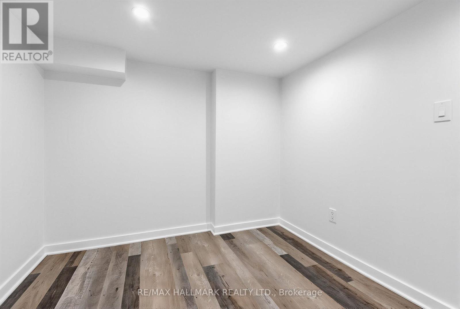 Basement - 10 Hartley Avenue, Toronto, Ontario  M6E 4E6 - Photo 16 - W13246546