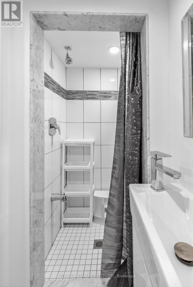 Basement - 10 Hartley Avenue, Toronto, Ontario  M6E 4E6 - Photo 19 - W13246546
