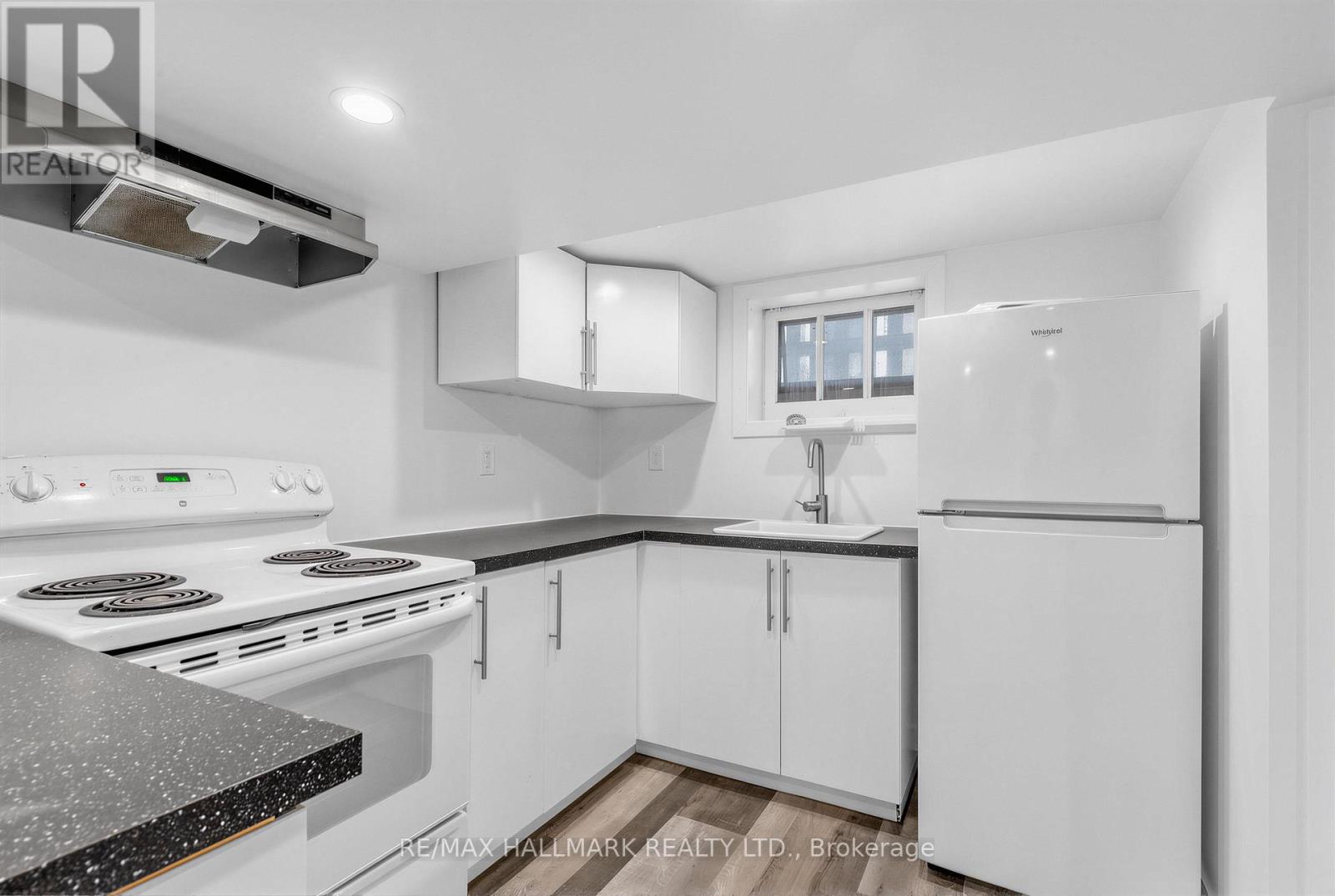 Basement - 10 Hartley Avenue, Toronto, Ontario  M6E 4E6 - Photo 8 - W13246546