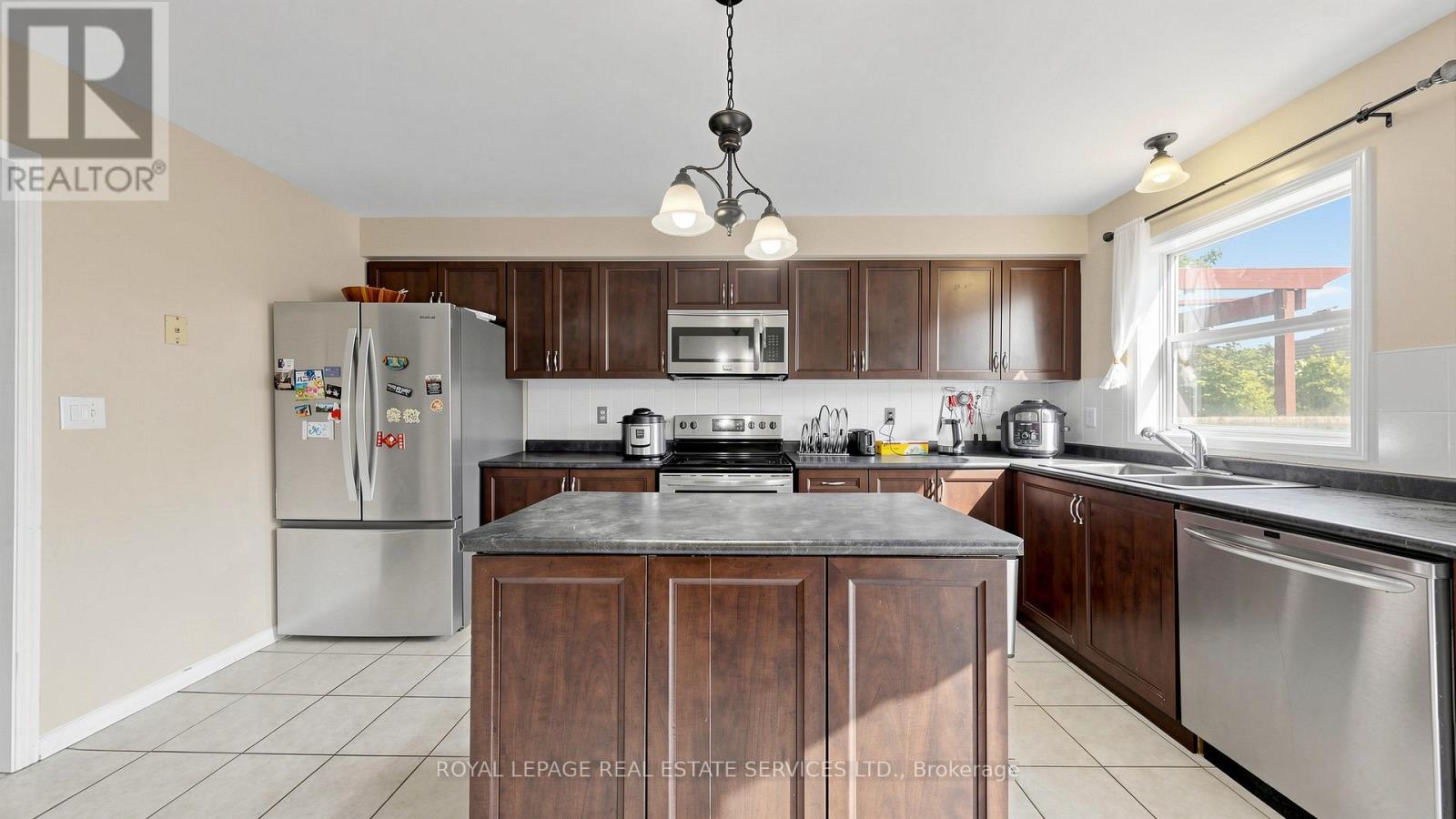 100 Georgian Drive, Oakville, Ontario  L6H 6V1 - Photo 13 - W13246612