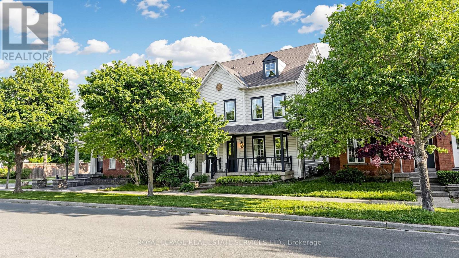 100 Georgian Drive, Oakville, Ontario  L6H 6V1 - Photo 2 - W13246612