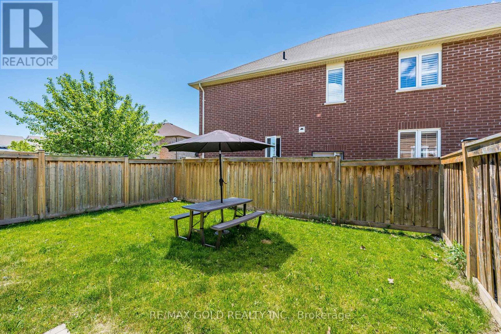 26 Robert Parkinson Drive, Brampton, Ontario  L7A 0Y3 - Photo 37 - W13246622