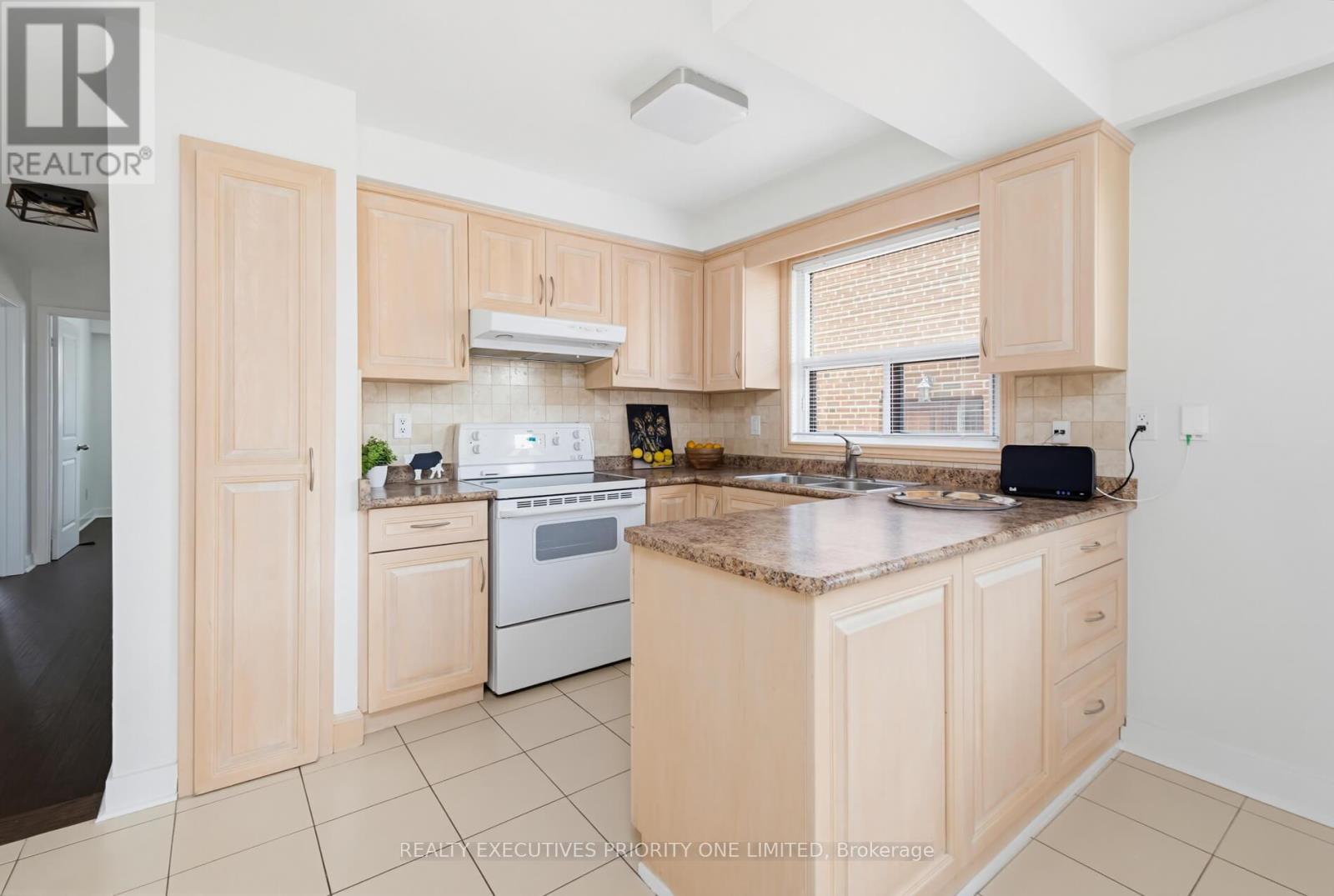 55 Picaro Drive, Toronto, Ontario  M3N 2B6 - Photo 13 - W13246626