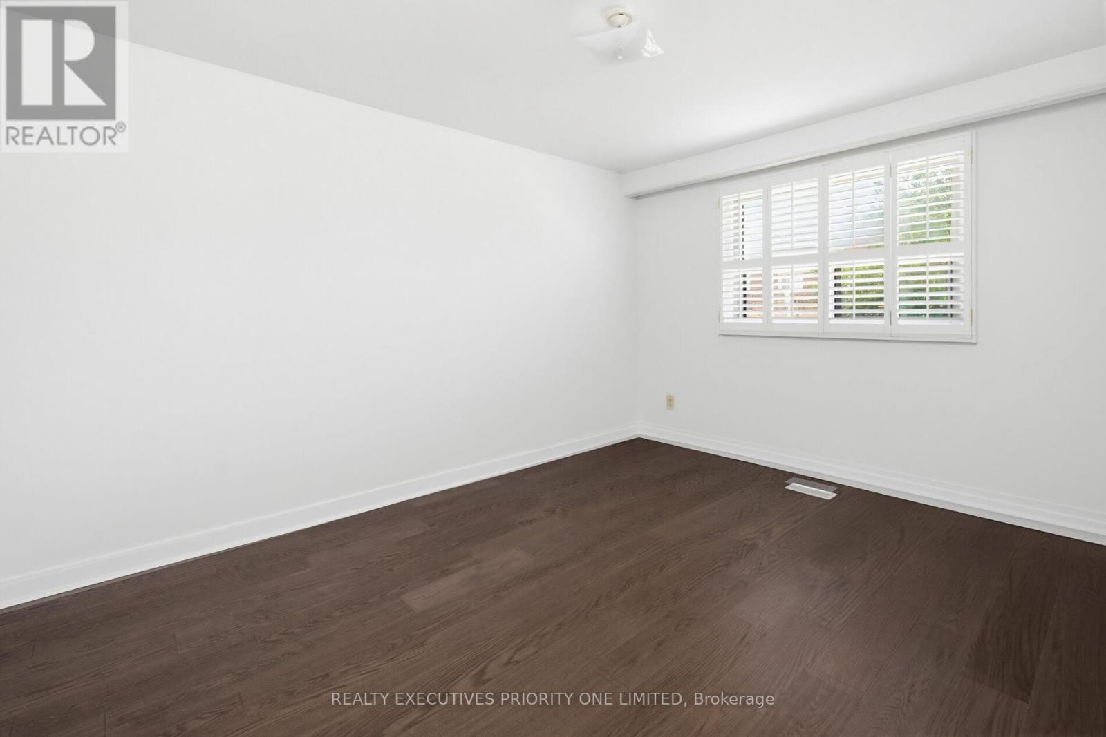 55 Picaro Drive, Toronto, Ontario  M3N 2B6 - Photo 18 - W13246626