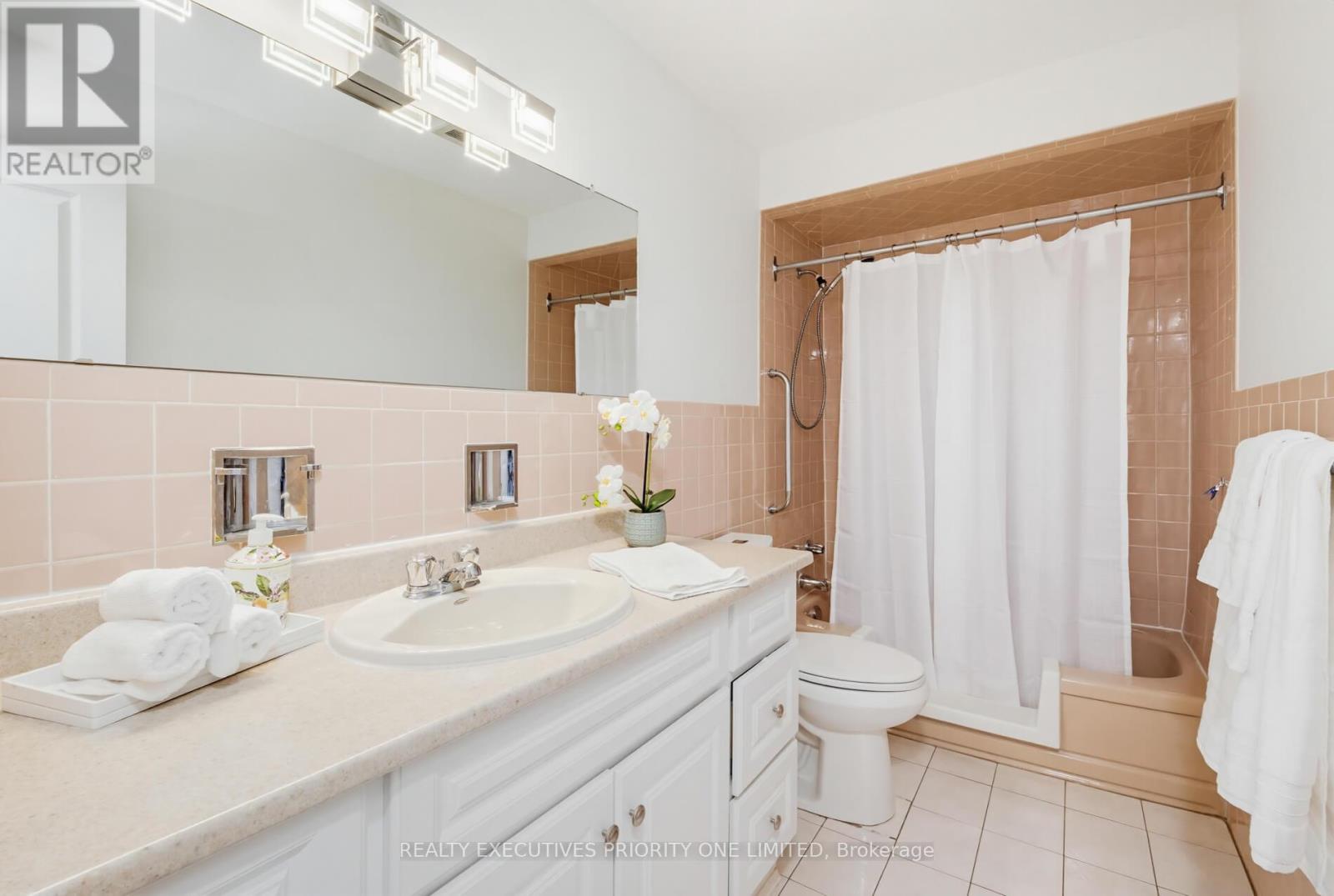 55 Picaro Drive, Toronto, Ontario  M3N 2B6 - Photo 22 - W13246626