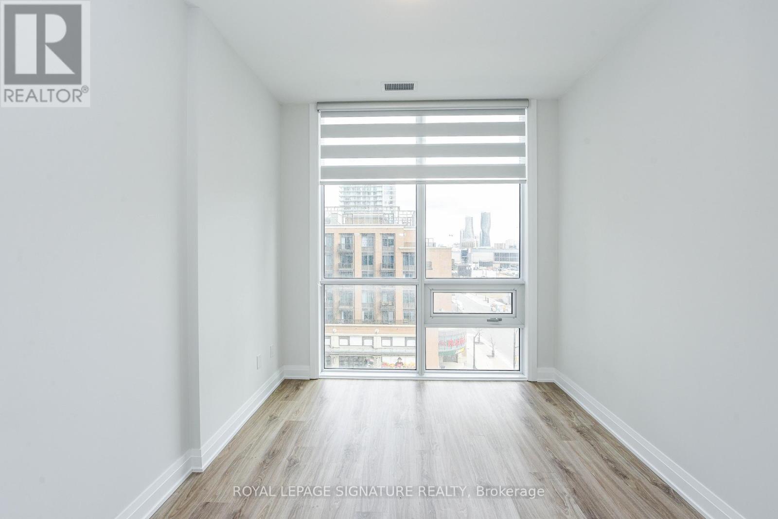508 - 430 Square One Drive E, Mississauga, Ontario  L5B 0L6 - Photo 17 - W13246638