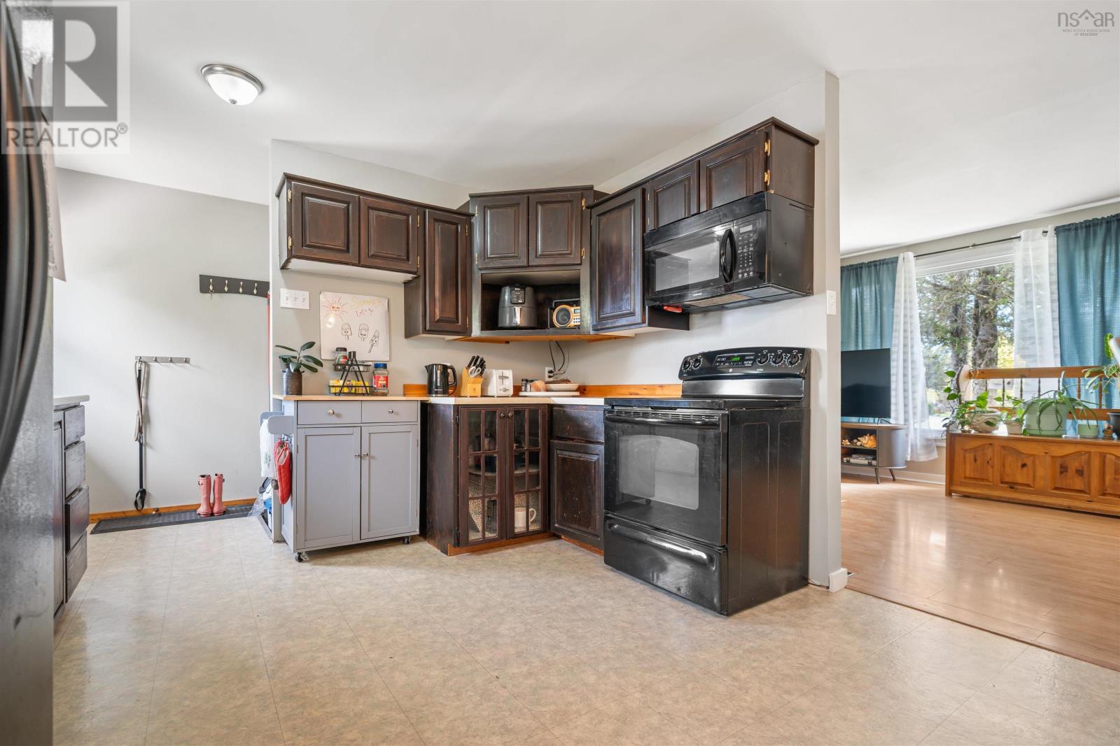 155 Cedar Street, Pictou, Nova Scotia  B0K 1H0 - Photo 15 - 202613289