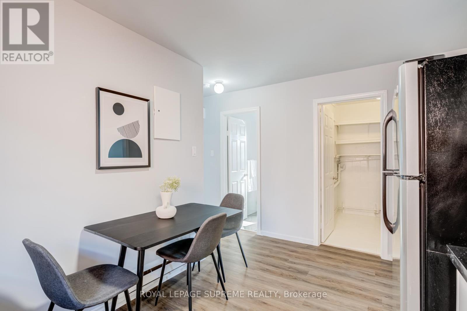 45 Beechborough Avenue, Toronto, Ontario  M6M 1Z2 - Photo 24 - W13241934