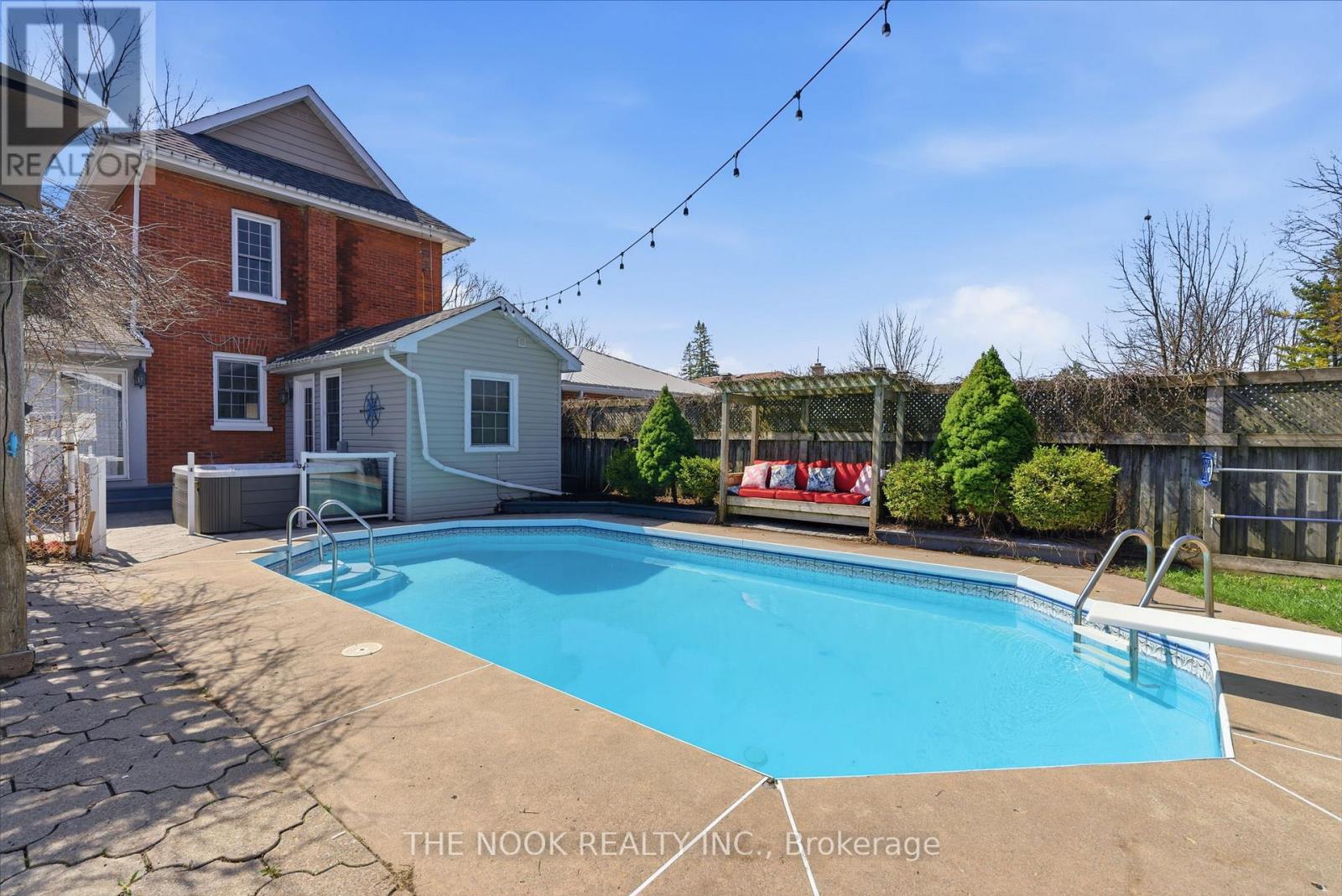 264 BENNET STREET, Peterborough, Ontario