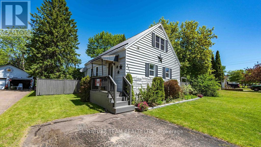 301 CHAMBERLAIN STREET, Pembroke, Ontario