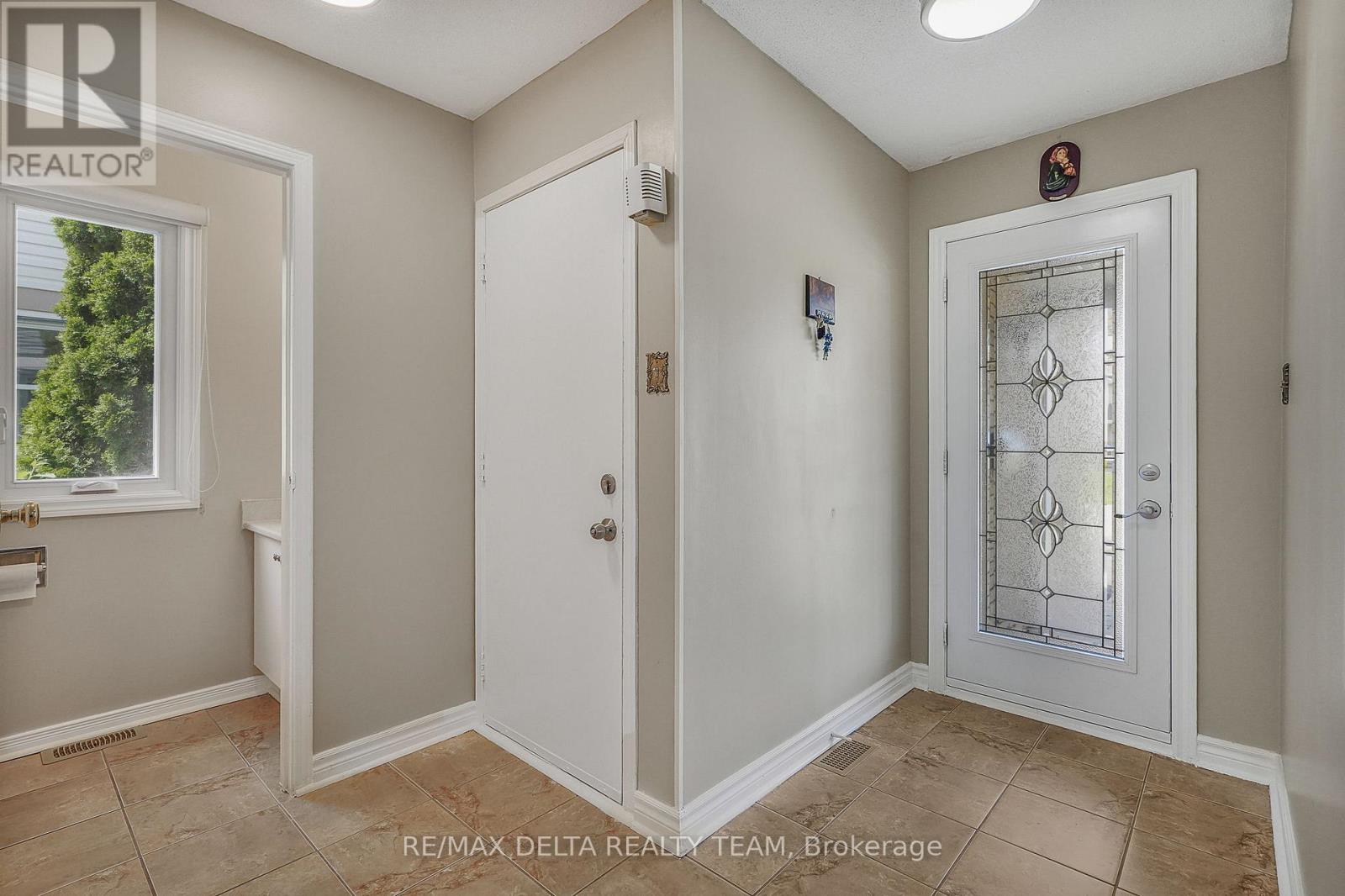 890 Bideford Street, Ottawa, Ontario  K4A 2C4 - Photo 4 - X13246746