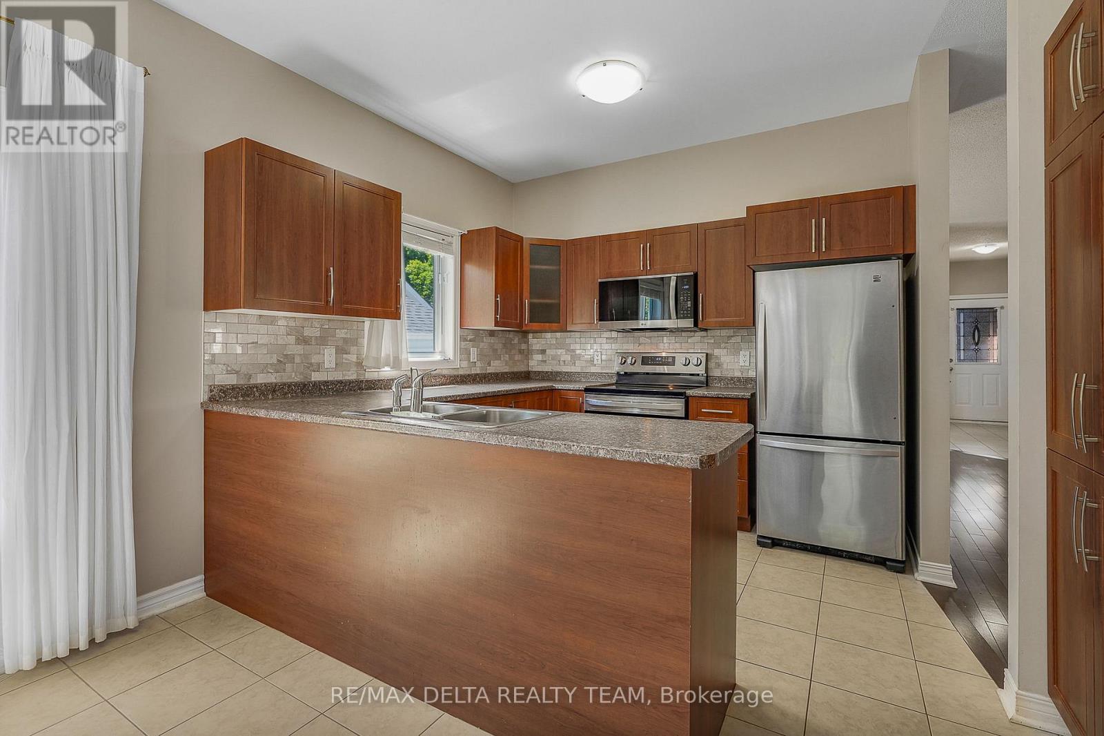 979 Como Crescent, Ottawa, Ontario  K4A 3Z6 - Photo 9 - X13246768
