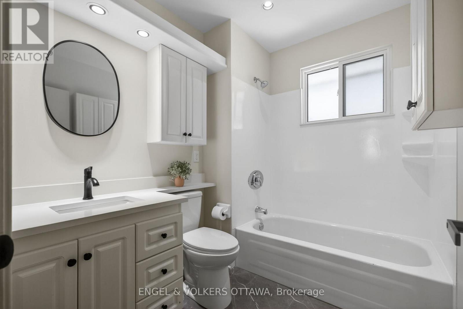 1862 Sharel Drive, Ottawa, Ontario  K1H 6W4 - Photo 12 - X13246818