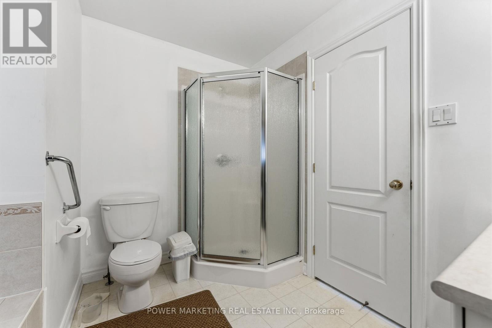 37 Cresthaven Drive, Ottawa, Ontario  K2G 6T8 - Photo 12 - X13246852